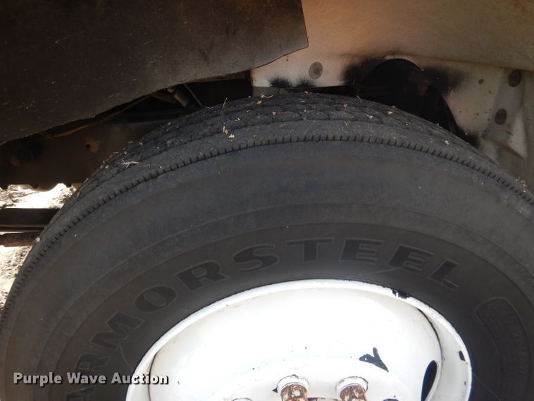 image for item DG4607 1989 Freightliner FLC112  semi truck