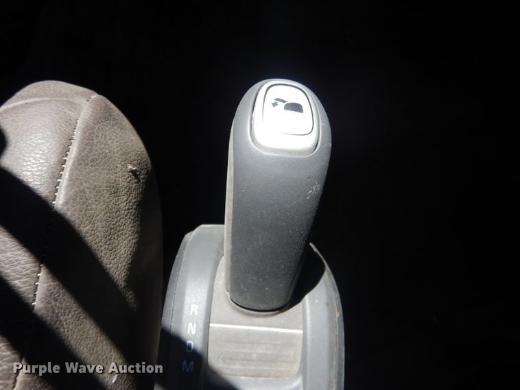 image for item DG4620 2015 Volvo VN  semi truck