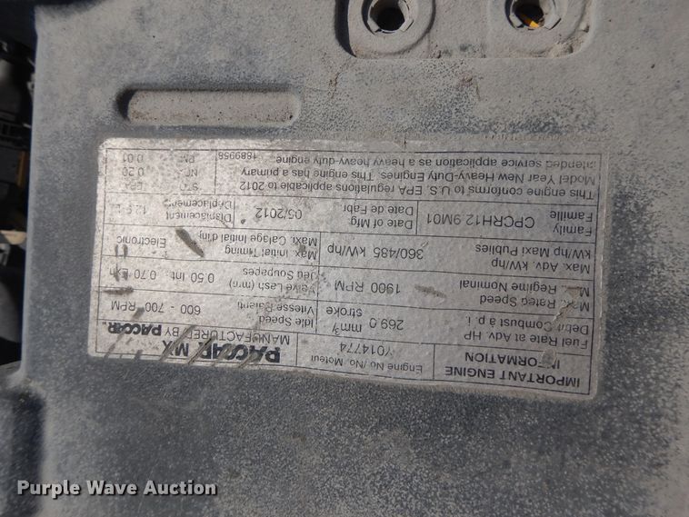 image for item DH0057 2013 Peterbilt 367  semi truck