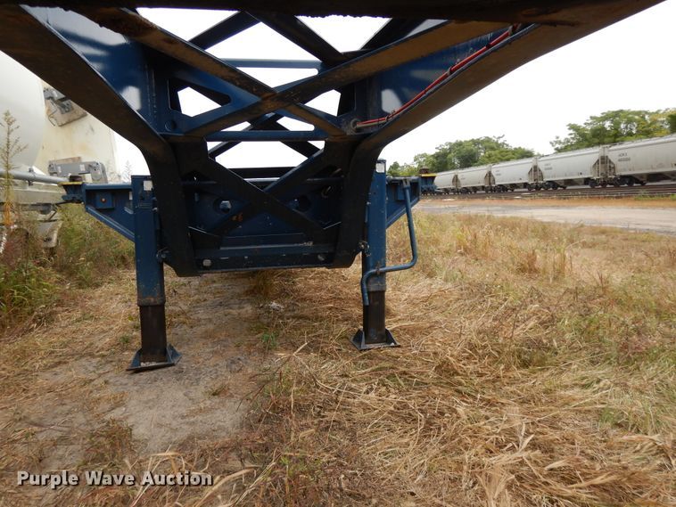 image for item DH0092 2019 Cheetah Chassis Sandmaster chassis trailer