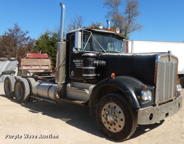 image for item DH0121 1980 Kenworth W900  semi truck