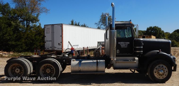 image for item DH0121 1980 Kenworth W900  semi truck