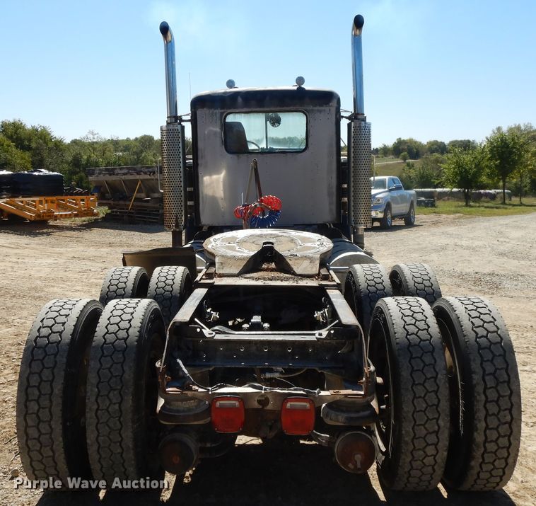 image for item DH0121 1980 Kenworth W900  semi truck