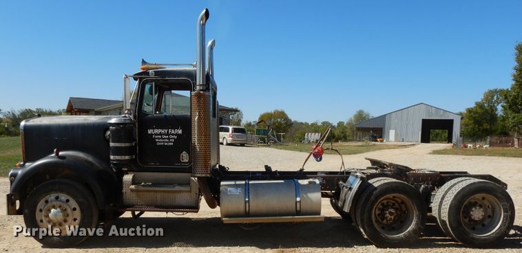 image for item DH0121 1980 Kenworth W900  semi truck