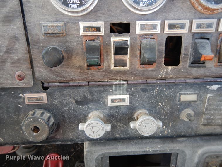 image for item DH0121 1980 Kenworth W900  semi truck