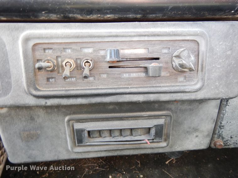 image for item DH0121 1980 Kenworth W900  semi truck