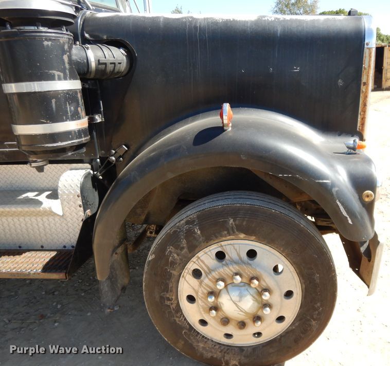 image for item DH0121 1980 Kenworth W900  semi truck