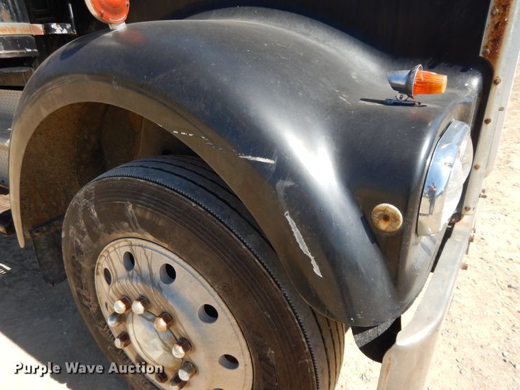 image for item DH0121 1980 Kenworth W900  semi truck