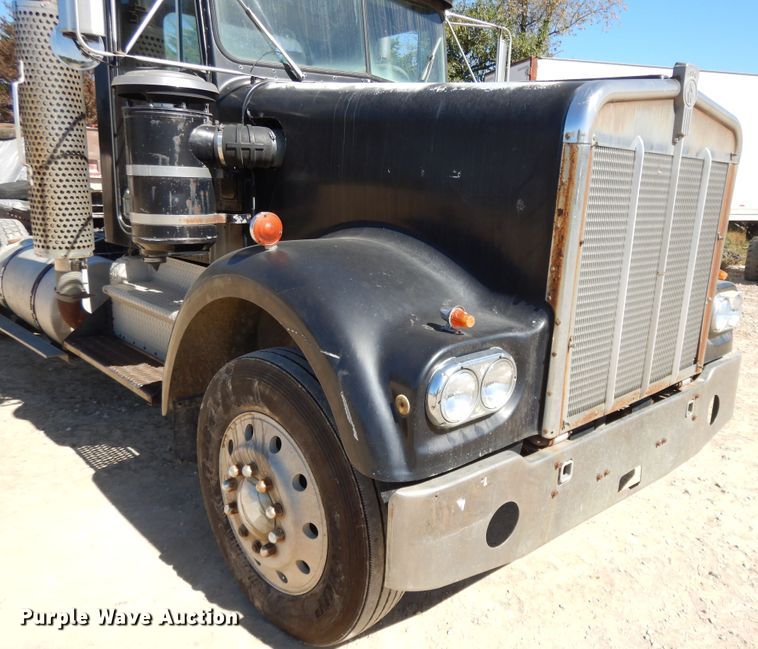 image for item DH0121 1980 Kenworth W900  semi truck