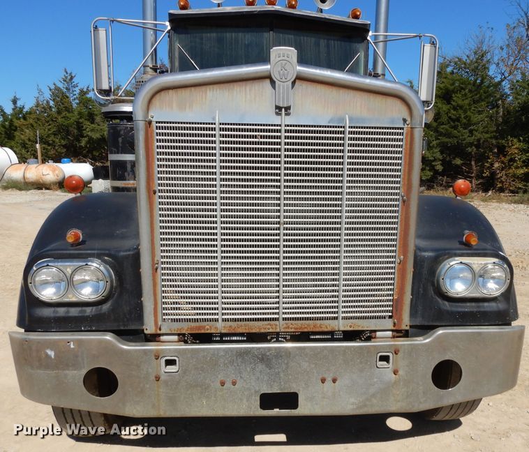 image for item DH0121 1980 Kenworth W900  semi truck