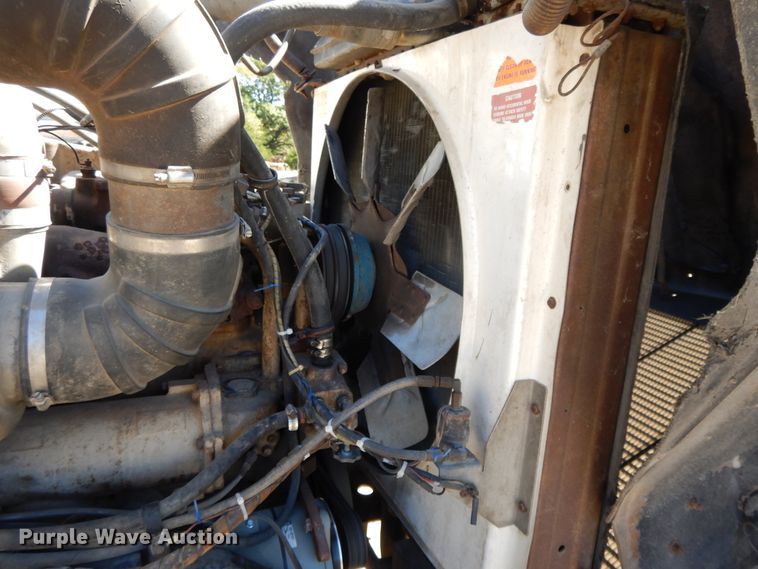 image for item DH0121 1980 Kenworth W900  semi truck