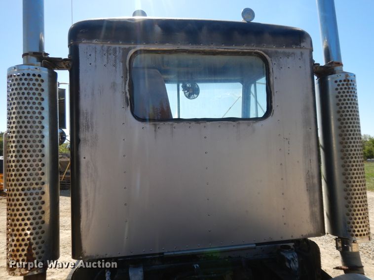 image for item DH0121 1980 Kenworth W900  semi truck