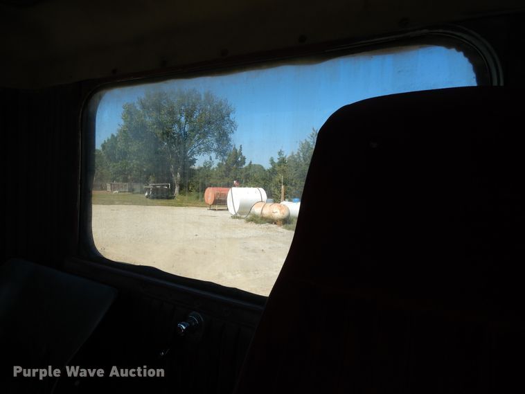 image for item DH0121 1980 Kenworth W900  semi truck