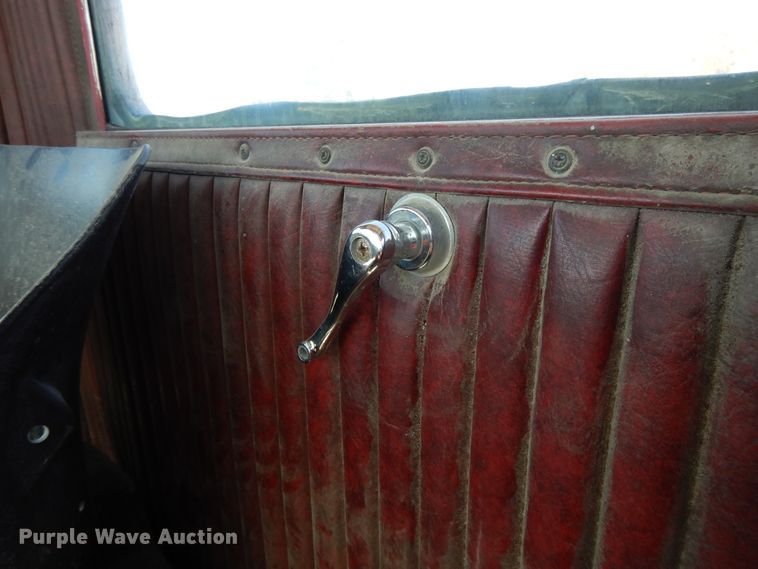 image for item DH0121 1980 Kenworth W900  semi truck