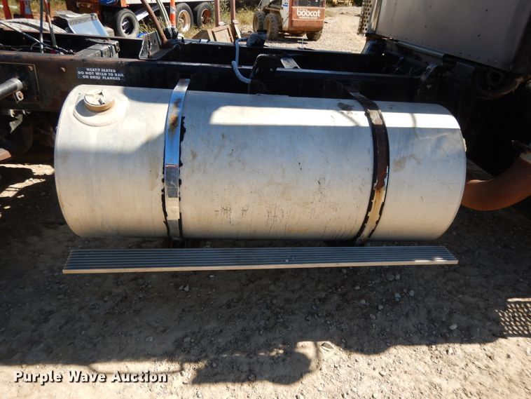 image for item DH0121 1980 Kenworth W900  semi truck