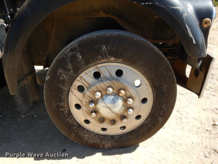 image for item DH0121 1980 Kenworth W900  semi truck