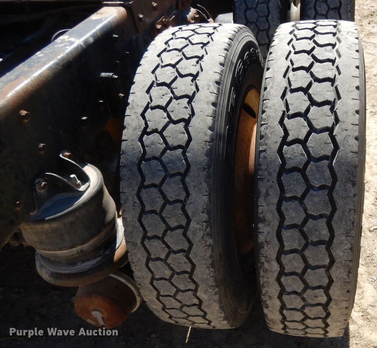 image for item DH0121 1980 Kenworth W900  semi truck