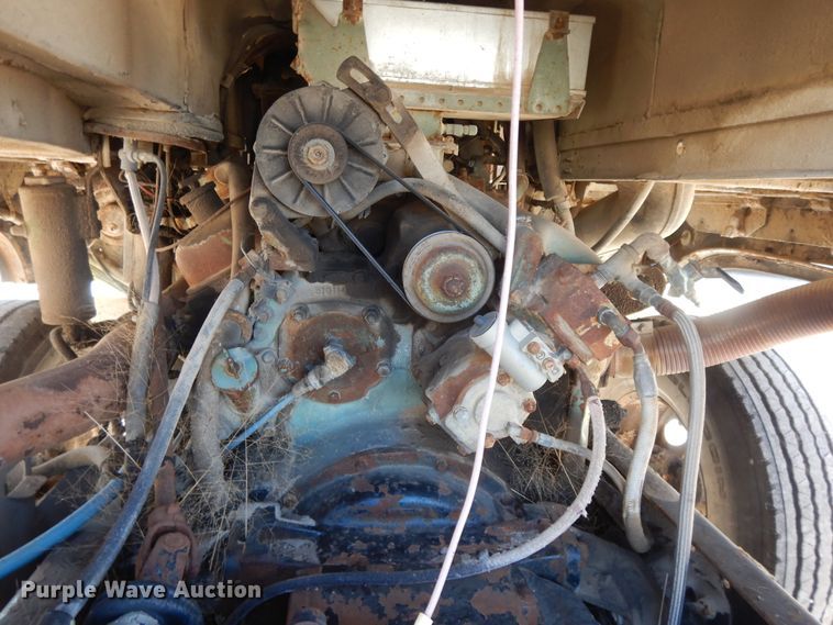 image for item DH0185 1973 Chevrolet Titan 90  truck cab and chassis