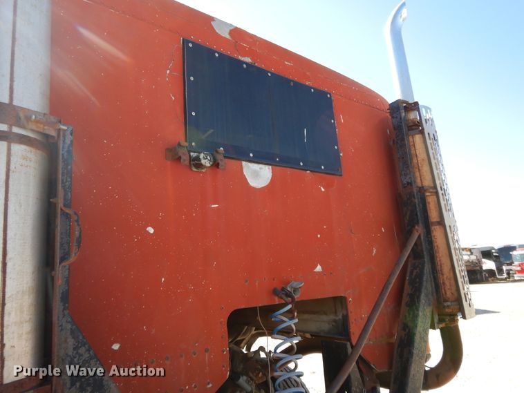 image for item DH0185 1973 Chevrolet Titan 90  truck cab and chassis