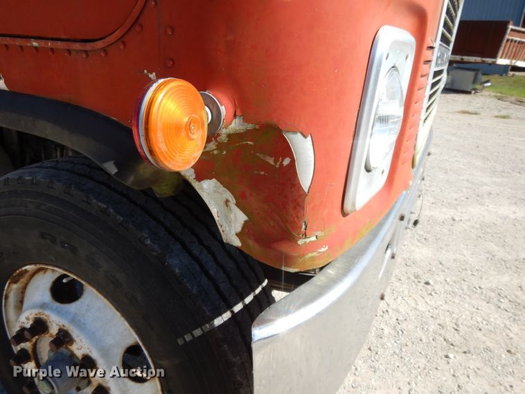 image for item DH0185 1973 Chevrolet Titan 90  truck cab and chassis