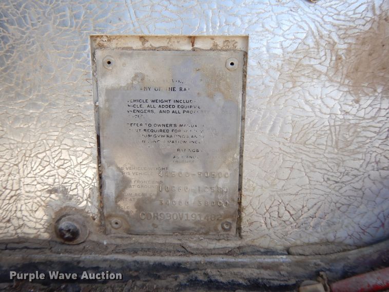 image for item DH0185 1973 Chevrolet Titan 90  truck cab and chassis