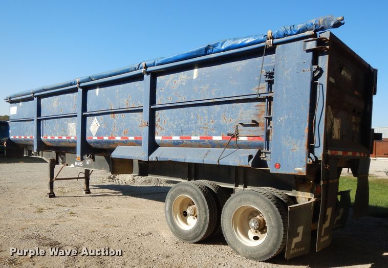 image for item DH0197 1996 Montone end dump trailer