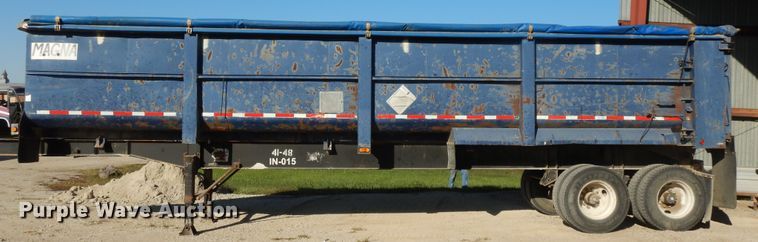 image for item DH0197 1996 Montone end dump trailer