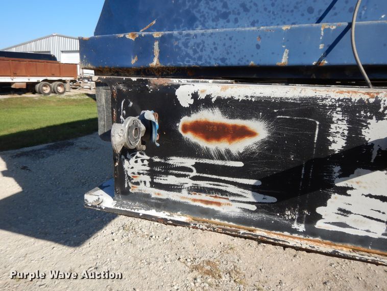 image for item DH0197 1996 Montone end dump trailer