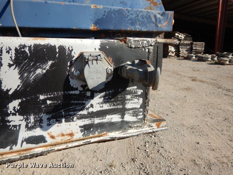 image for item DH0197 1996 Montone end dump trailer