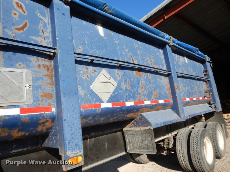 image for item DH0197 1996 Montone end dump trailer