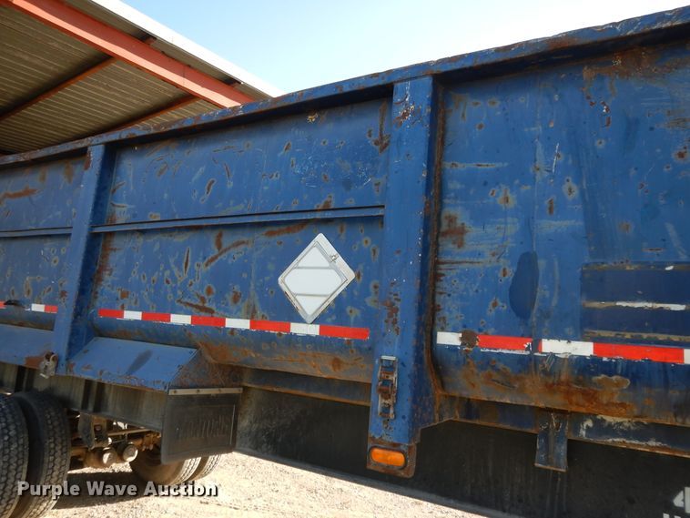 image for item DH0197 1996 Montone end dump trailer