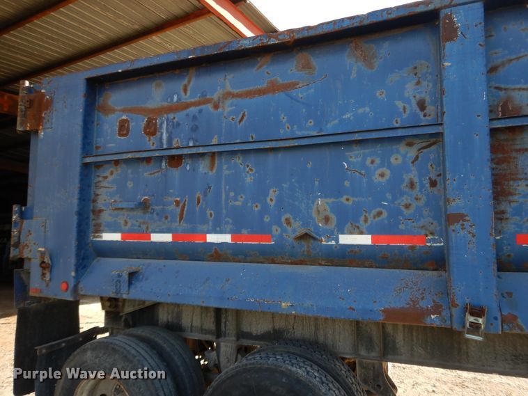 image for item DH0197 1996 Montone end dump trailer