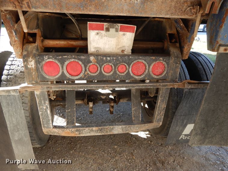 image for item DH0197 1996 Montone end dump trailer