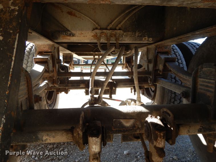 image for item DH0197 1996 Montone end dump trailer