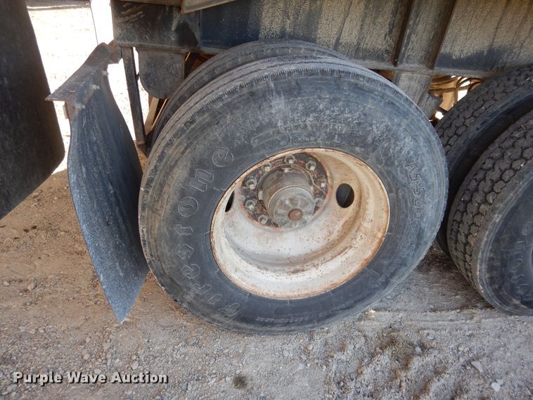 image for item DH0197 1996 Montone end dump trailer