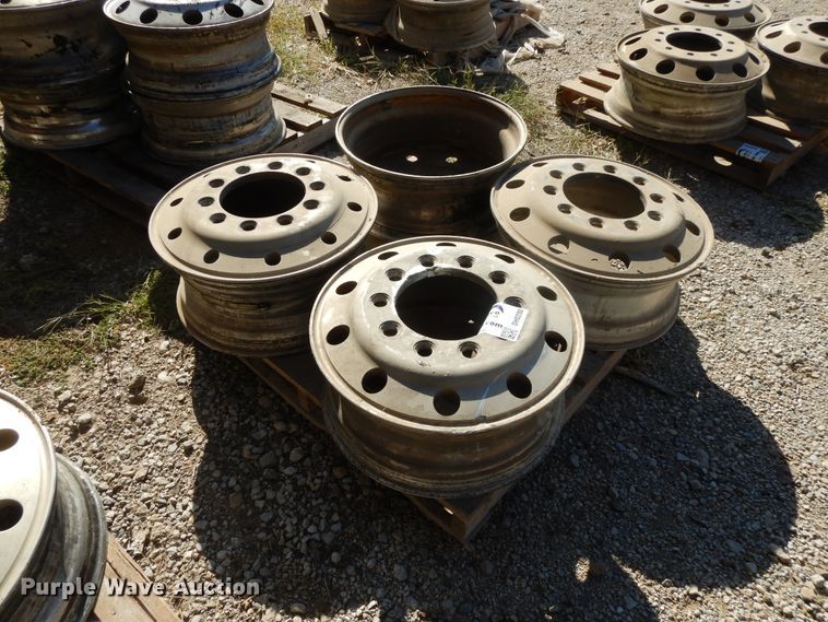 image for item DH0200 (4) 8.5x22.5 aluminum pilot wheels