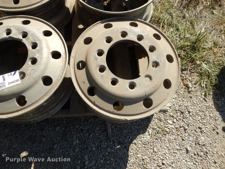 image for item DH0200 (4) 8.5x22.5 aluminum pilot wheels