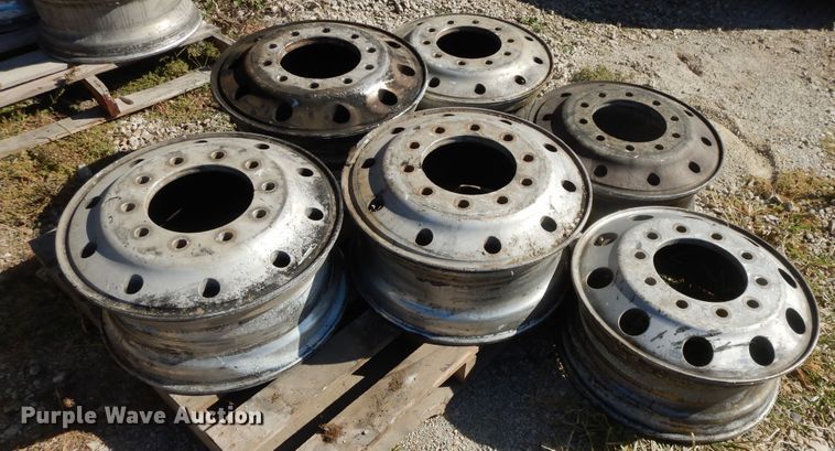 image for item DH0203 (6) 9x22.5 aluminum hub pilot wheels