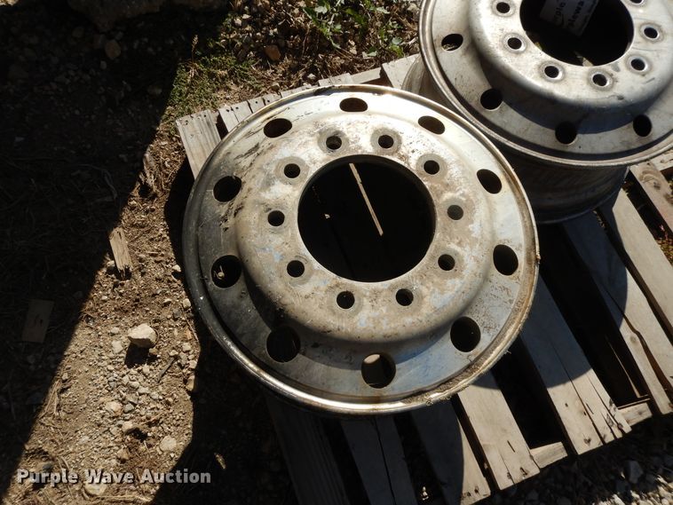 image for item DH0204 (2) 9x22.5 aluminum hub pilot wheels