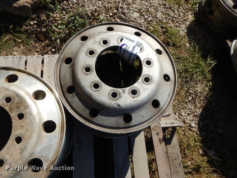 image for item DH0204 (2) 9x22.5 aluminum hub pilot wheels