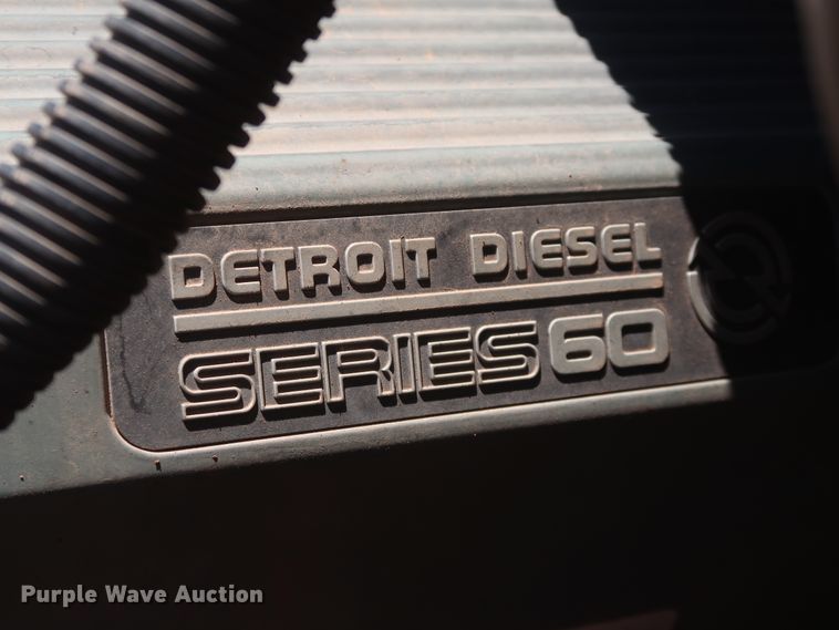 image for item DH0928 2005 Freightliner Columbia  semi truck