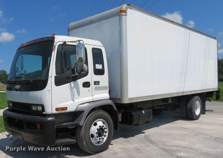 image for item DH1139 2007 Chevrolet T7500  box truck
