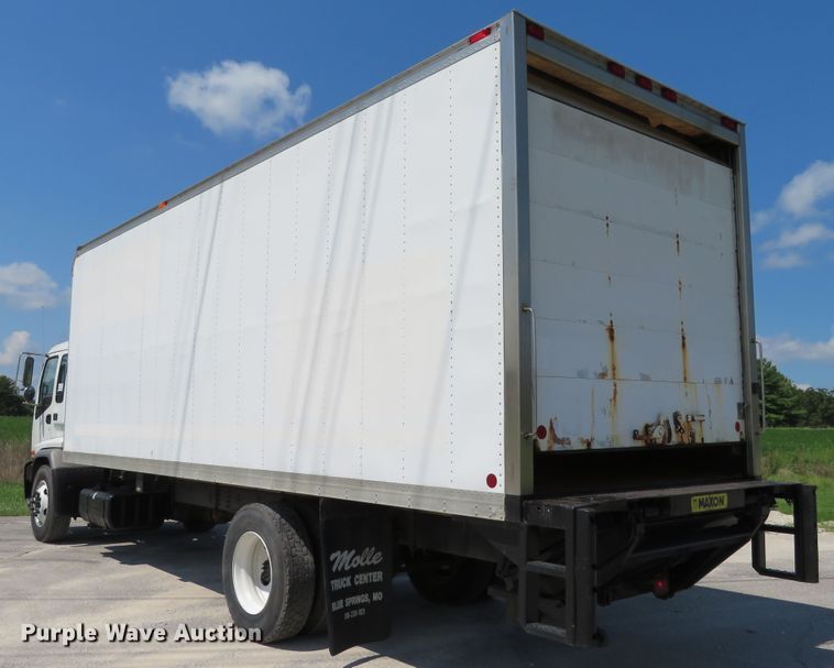 image for item DH1139 2007 Chevrolet T7500  box truck