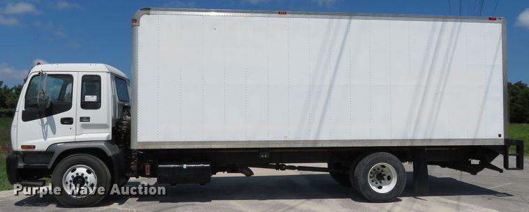 image for item DH1139 2007 Chevrolet T7500  box truck