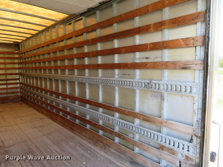 image for item DH1139 2007 Chevrolet T7500  box truck