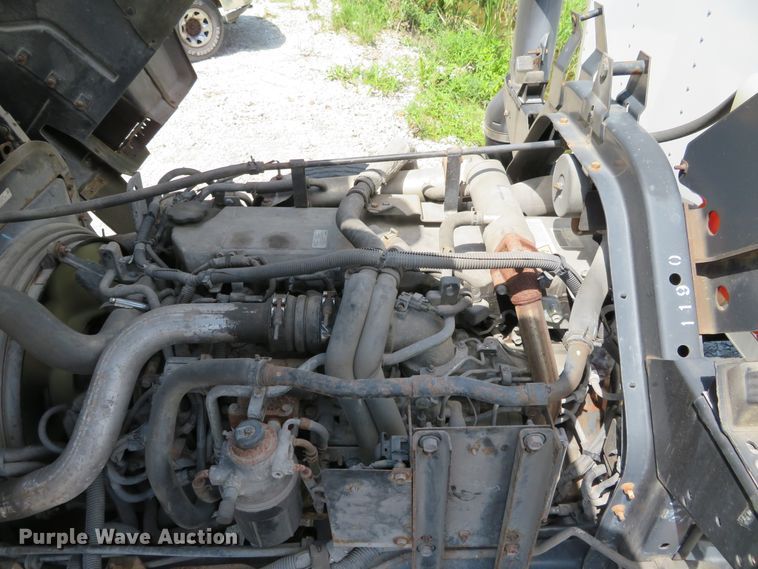 image for item DH1139 2007 Chevrolet T7500  box truck