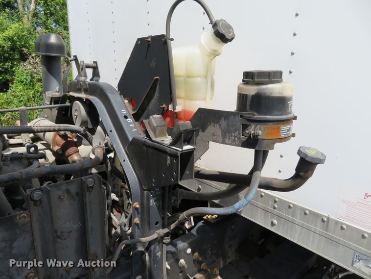 image for item DH1139 2007 Chevrolet T7500  box truck