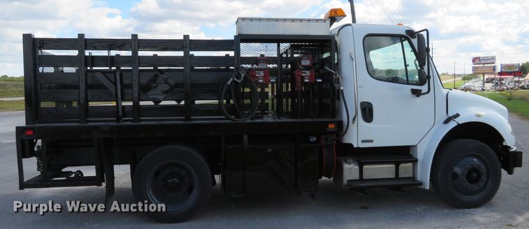 image for item DH1242 2007 Freightliner Business Class M2  flatbed truck