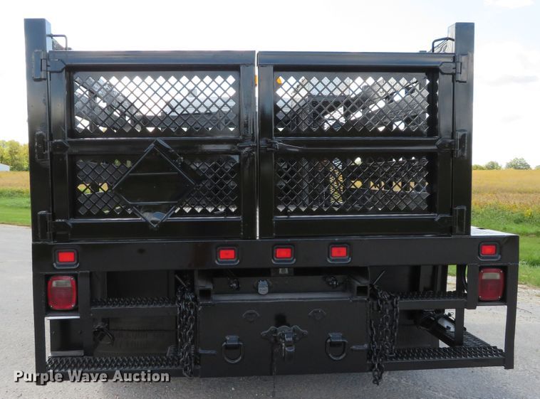 image for item DH1242 2007 Freightliner Business Class M2  flatbed truck