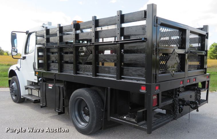 image for item DH1242 2007 Freightliner Business Class M2  flatbed truck